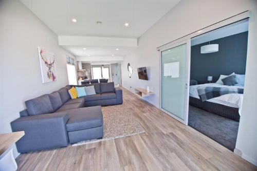 Waterfront Apartments image 13